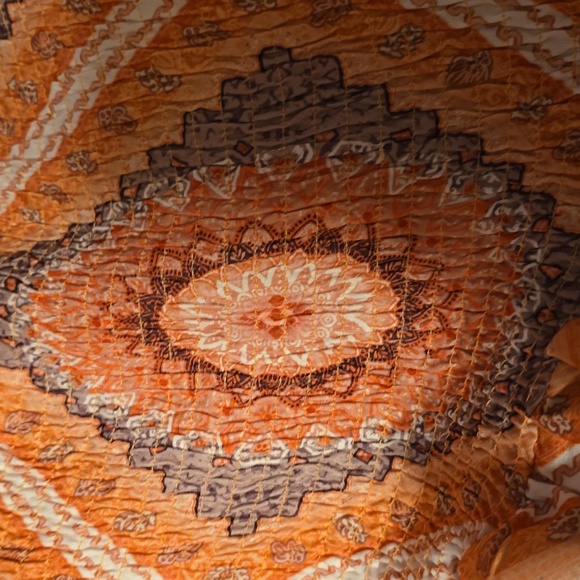 Peach Long sleeved Top - Picture 6 of 6